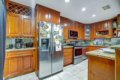10723 NW 11th Street #10723, Pembroke Pines, FL 33026 - Photo 8
