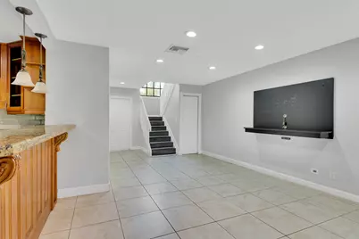 10723 NW 11th Street #10723, Pembroke Pines, FL 33026 - Photo 16