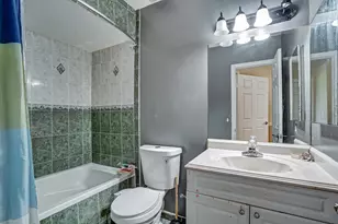 10723 NW 11th St, Pembroke Pines, FL 33026 - Photo 16