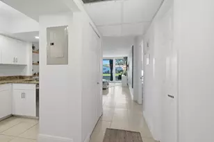 108 Royal Pk Dr, Oakland Park, FL 33309 - Photo 10
