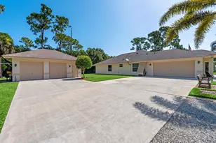 16835 69th St N, The Acreage, FL 33470 - Photo 4
