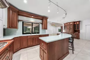 114 Glenbrook Ct, Atlantis, FL 33462 - Photo 16