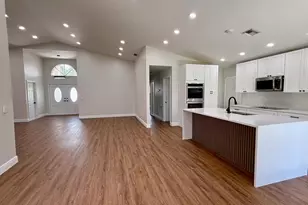 326 NW 47th Terrace, Deerfield Beach, FL 33442 - Photo 4