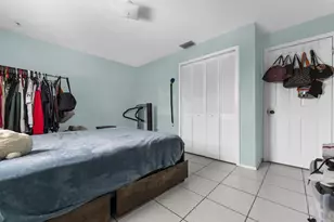 8880 NW 7th St, Pembroke Pines, FL 33024 - Photo 26