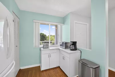 7805 Trent Drive #408, Tamarac, FL 33321 - Photo 6
