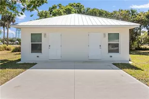 4576 30th Ave, Vero Beach, FL 32967 - Photo 1