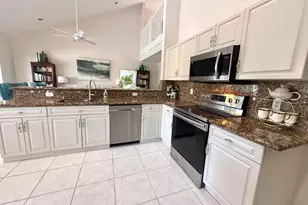 9392 Cascade Ct, Boynton Beach, FL 33437 - Photo 16