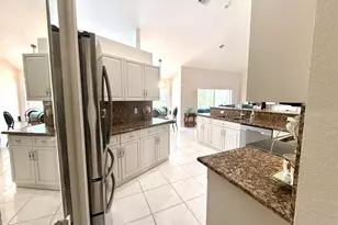 9392 Cascade Ct, Boynton Beach, FL 33437 - Photo 14