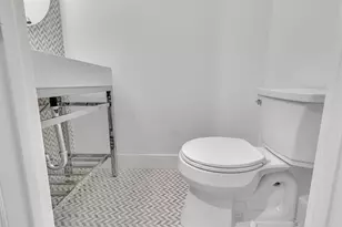 2806 N 46th Ave, Hollywood, FL 33021 - Photo 14