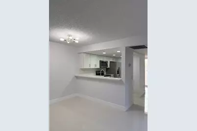 1041 NW 124th Avenue #1041, Pembroke Pines, FL 33026 - Photo 2