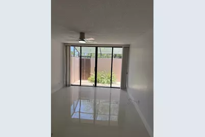 1041 NW 124th Avenue #1041, Pembroke Pines, FL 33026 - Photo 10