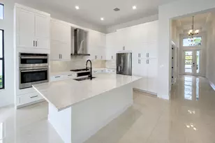 13062 Florida Crane Dr, Palm Beach Gardens, FL 33412 - Photo 4