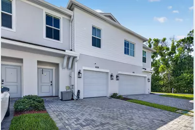 608 NE Waters Edge Lane, Port Saint Lucie, FL 34983 - Photo 2