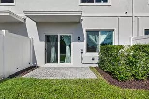 608 NE Waters Edge Ln, Port Saint Lucie, FL 34983 - Photo 38
