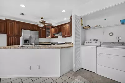 10940 Stafford Circle S, Boynton Beach, FL 33436 - Photo 24