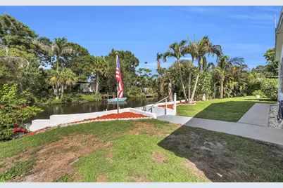 7639 SE Fork River Drive, Stuart, FL 34997 - Photo 8