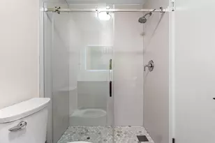 11099 NW 7th St, Miami, FL 33172 - Photo 28