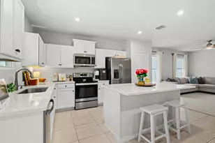 3625 Sapphire Hollow Way, Fort Pierce, FL 34981 - Photo 10