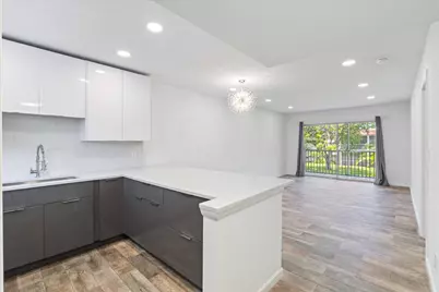 899 SE 2nd Avenue #203, Deerfield Beach, FL 33441 - Photo 8