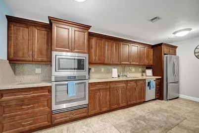 1930 NE 2nd Avenue #216L, Wilton Manors, FL 33305 - Photo 30