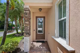 15600 Italian Cypress Wy, Wellington, FL 33414 - Photo 4