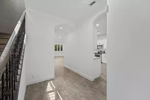 15600 Italian Cypress Wy, Wellington, FL 33414 - Photo 6