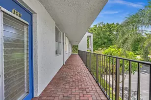 14701 Cumberland Dr, Delray Beach, FL 33446 - Photo 2