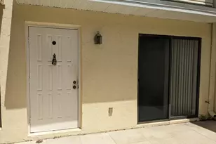 633 Executive Center Dr, West Palm Beach, FL 33401 - Photo 2