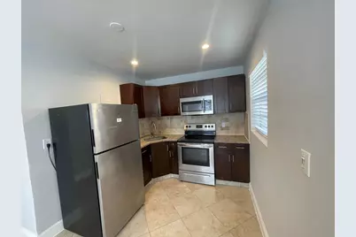 215 SW 16th #4, Fort Lauderdale, FL 33315 - Photo 1