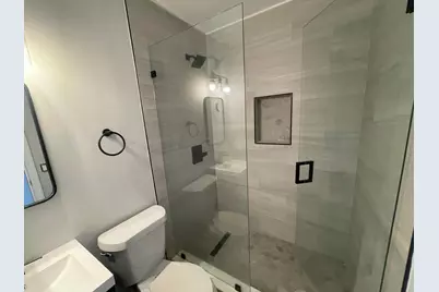 215 SW 16th #4, Fort Lauderdale, FL 33315 - Photo 4