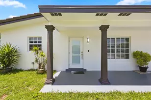2649 Cedarcrest Rd, West Palm Beach, FL 33415 - Photo 6