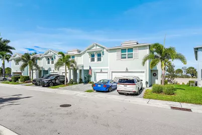 329 SE Halifax Lane, Stuart, FL 34994 - Photo 4