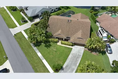 1773 Wiltshire Village Drive, Wellington, FL 33414 - Photo 24