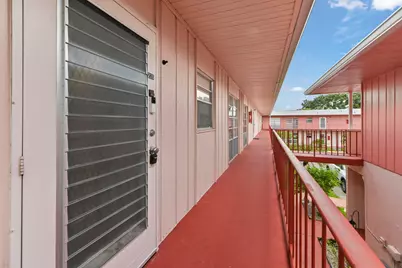 22 Golfs Edge D, West Palm Beach, FL 33417 - Photo 2