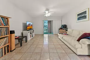 22 Golfs Edge D, West Palm Beach, FL 33417 - Photo 4