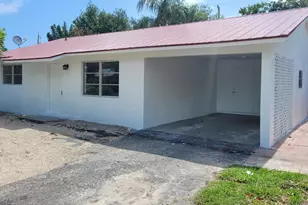 217 Reo Dr, Jupiter, FL 33458 - Photo 8
