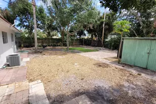 217 Reo Dr, Jupiter, FL 33458 - Photo 22