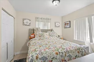 1313 NW 13th Ct, Fort Lauderdale, FL 33311 - Photo 12