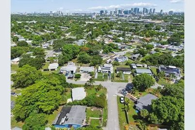 1313 NW 13th Court, Fort Lauderdale, FL 33311 - Photo 4
