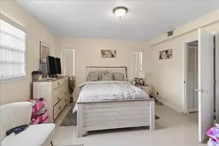 1313 NW 13th Ct, Fort Lauderdale, FL 33311 - Photo 10