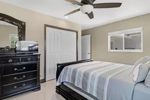 981 SE 10th Ct, Pompano Beach, FL 33060 - Photo 24