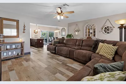 981 SE 10th Court, Pompano Beach, FL 33060 - Photo 4