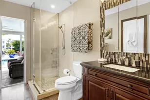 981 SE 10th Ct, Pompano Beach, FL 33060 - Photo 18