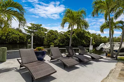 981 SE 10th Court, Pompano Beach, FL 33060 - Photo 32