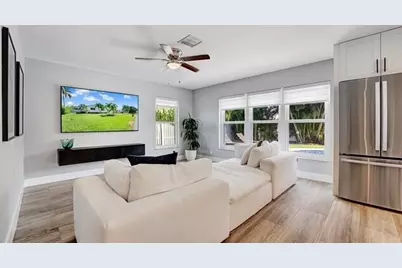 722 SW 28th Avenue, Boynton Beach, FL 33435 - Photo 10