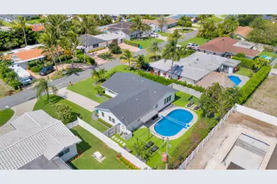 722 SW 28th Avenue, Boynton Beach, FL 33435 - Photo 4