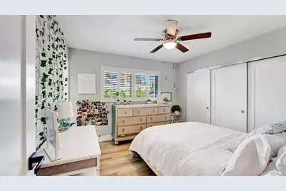 722 SW 28th Avenue, Boynton Beach, FL 33435 - Photo 20