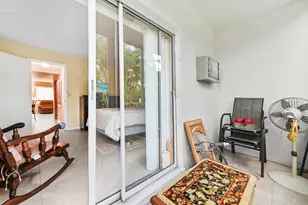 270 Norwich L, West Palm Beach, FL 33417 - Photo 12