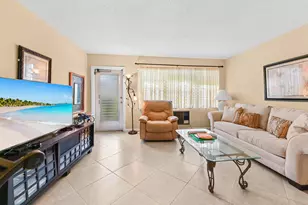 270 Norwich L, West Palm Beach, FL 33417 - Photo 4