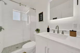1321 Cordova Rd, Fort Lauderdale, FL 33316 - Photo 16